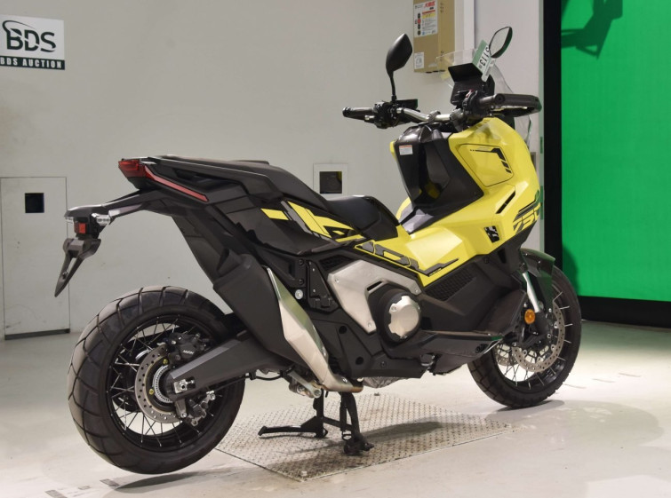 Мотоцикл Honda X-ADV750-2 с пробегом 1796 km
