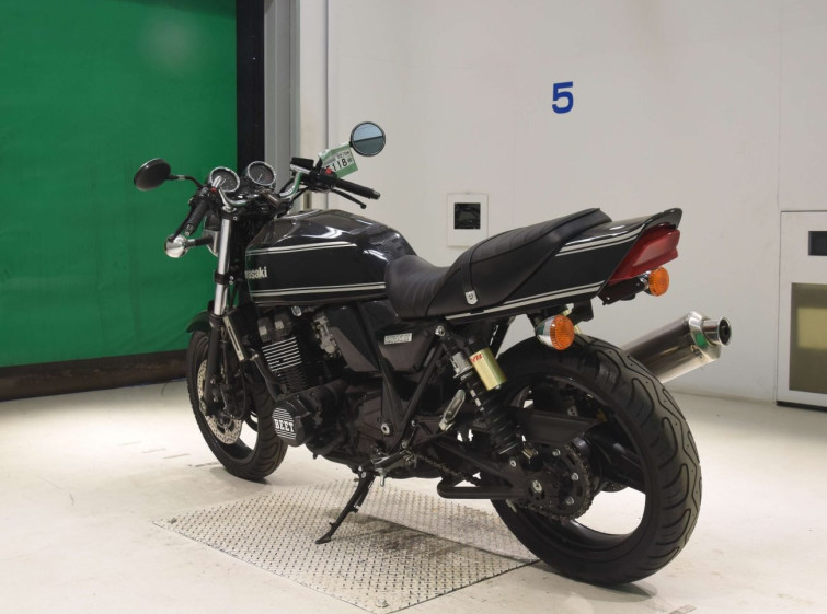 Мотоцикл Kawasaki ZRX400 з пробігом 6395 km