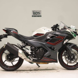 Мотоцикл Kawasaki NINJA400 з пробігом 208 km