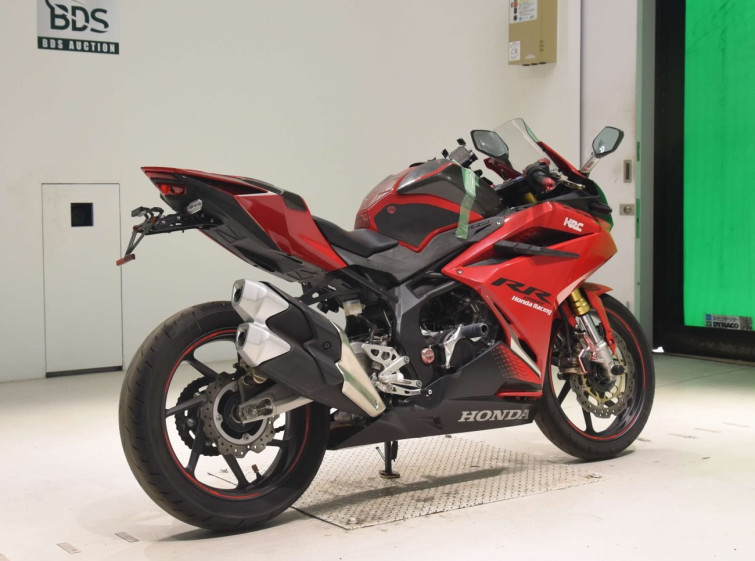 Мотоцикл Honda CBR250RRA з пробігом 8957 km