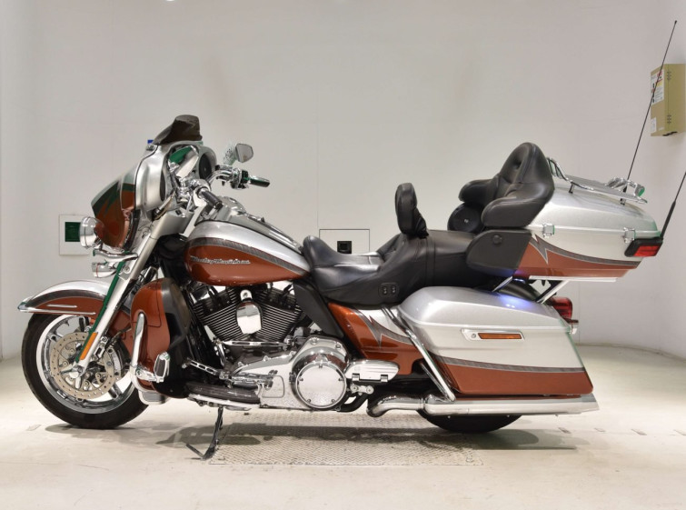 Мотоцикл HD ELECTRA GLIDE FLHTKSE1800 з пробігом 41097 km