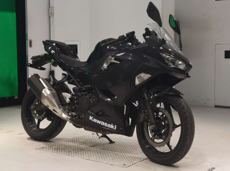 Мотоцикл Kawasaki NINJA250 з пробігом 25544 km