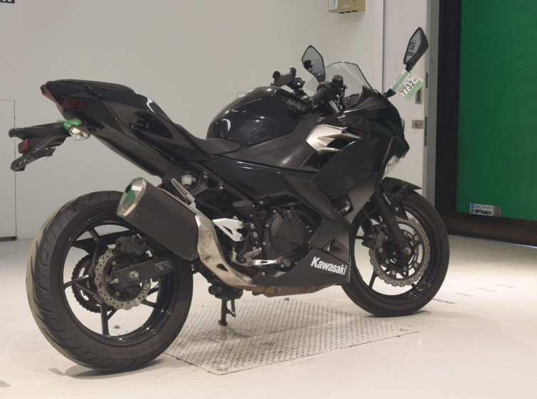 Мотоцикл Kawasaki NINJA250 з пробігом 25544 km