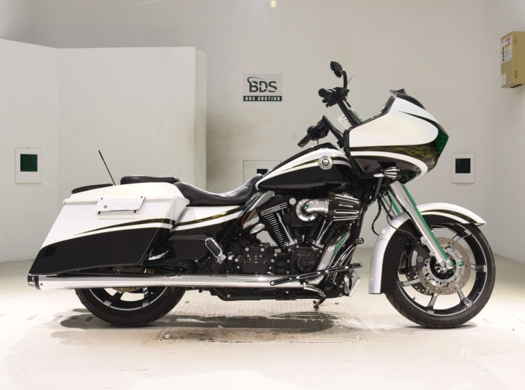Мотоцикл HD ROAD GLIDE FLTRXSE1800 з пробігом 11579 km