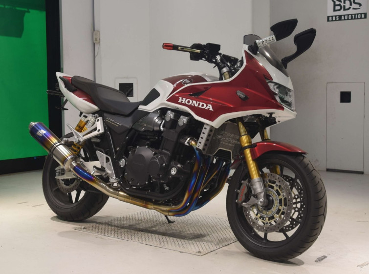 Мотоцикл Honda CB1300SF BOLDOR с пробегом 1403 km