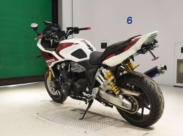 Мотоцикл Honda CB1300SF BOLDOR с пробегом 1403 km