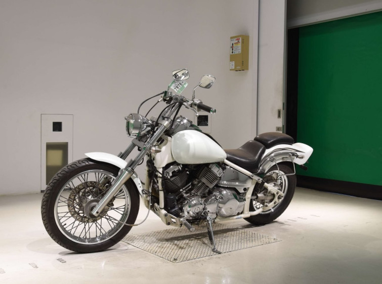 Мотоцикл Yamaha DRAGSTAR XVS400 с пробегом 31164 km