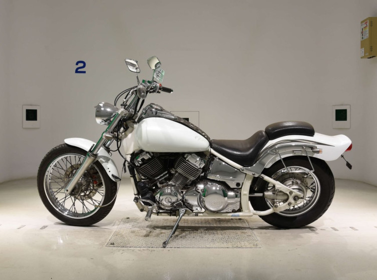 Мотоцикл Yamaha DRAGSTAR XVS400 с пробегом 31164 km
