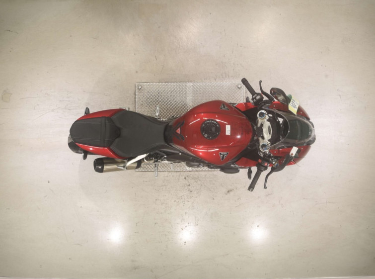 Мотоцикл Triumph SPEED TRIPLE RR с пробегом 8741 km