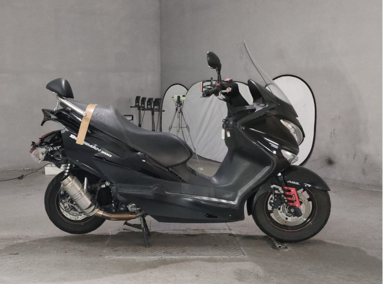 Мотоцикл Suzuki BURGMAN200 с пробегом 26244 km