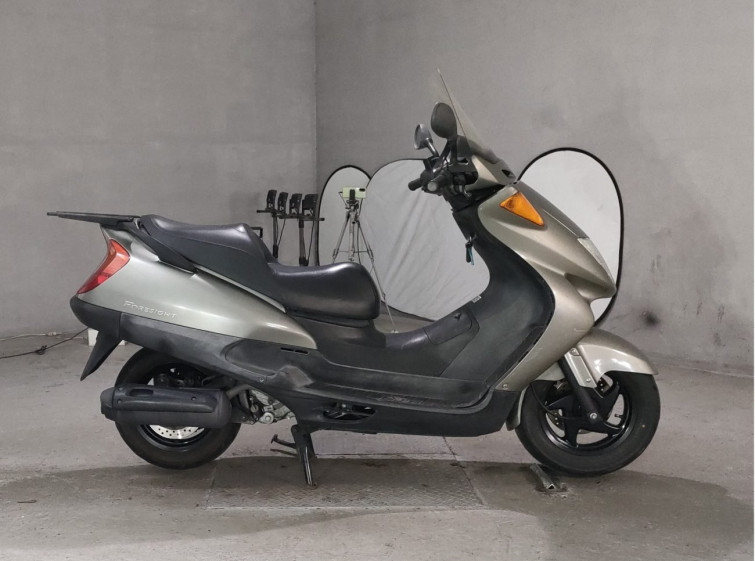 Мотоцикл Honda FORESIGHT з пробігом 47200 km