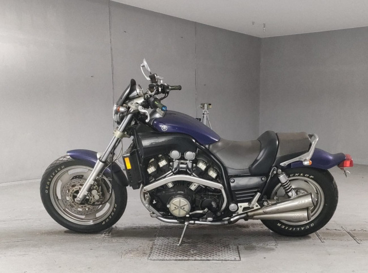 Мотоцикл Yamaha V-MAX1200 з пробігом 26457 m