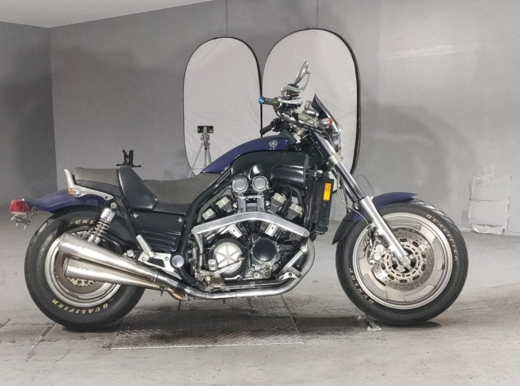 Мотоцикл Yamaha V-MAX1200 з пробігом 26457 m