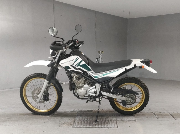 Мотоцикл Yamaha SEROW XT250 з пробігом 13353 km