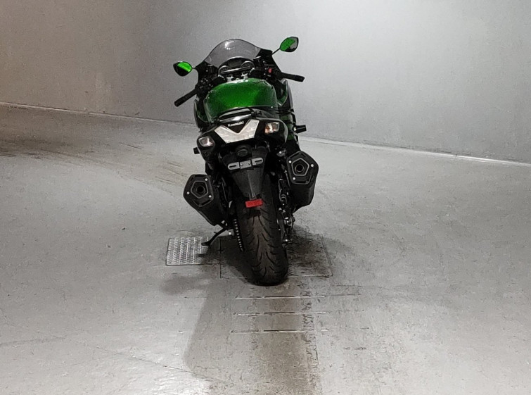 Мотоцикл Kawasaki NINJA ZX-14R з пробігом 16101 km