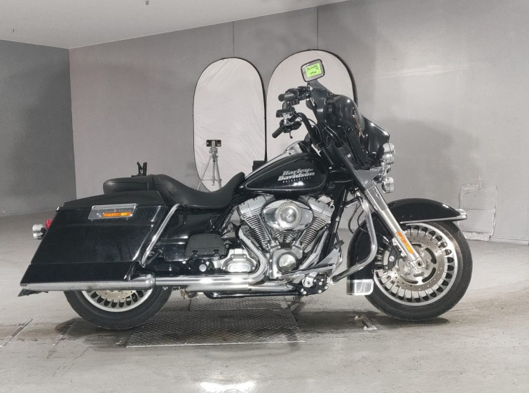Мотоцикл HD ELECTRA GLIDE FLHTC1580 з пробігом 11221 km