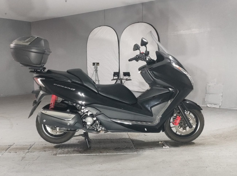 Мотоцикл Honda FORZA SI з пробігом 42886 km
