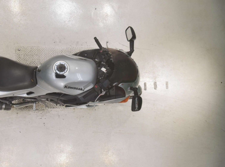 Мотоцикл Kawasaki ZZ-R400 з пробігом 58840 km