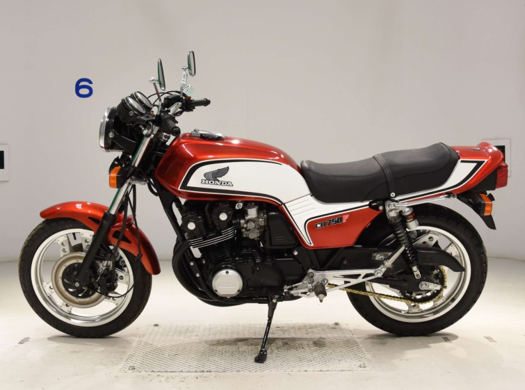 Мотоцикл Honda CB750SF з пробігом 17874 km