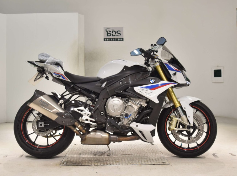 Мотоцикл BMW S1000R з пробігом 9792 km