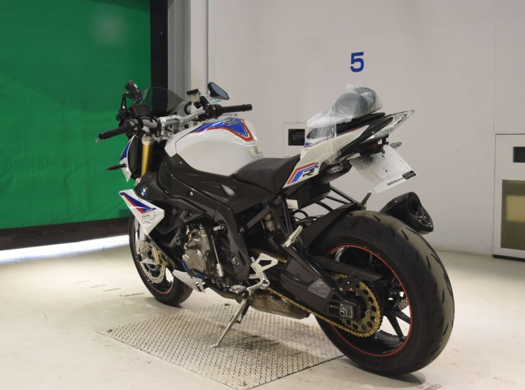 Мотоцикл BMW S1000R з пробігом 9792 km