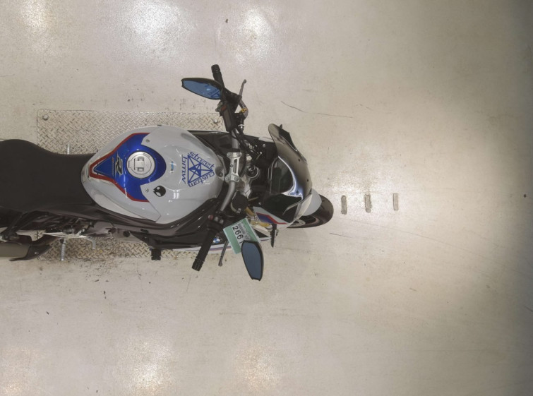 Мотоцикл BMW S1000R з пробігом 9792 km
