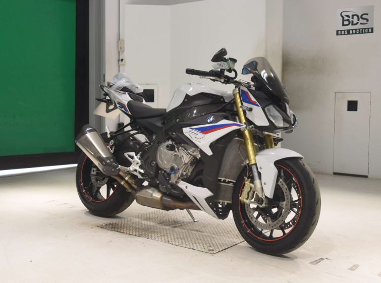 Мотоцикл BMW S1000R з пробігом 9792 km