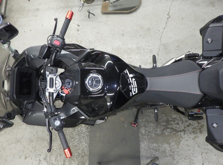 Мотоцикл Suzuki gsx-s1000 gt с пробегом 15810 km