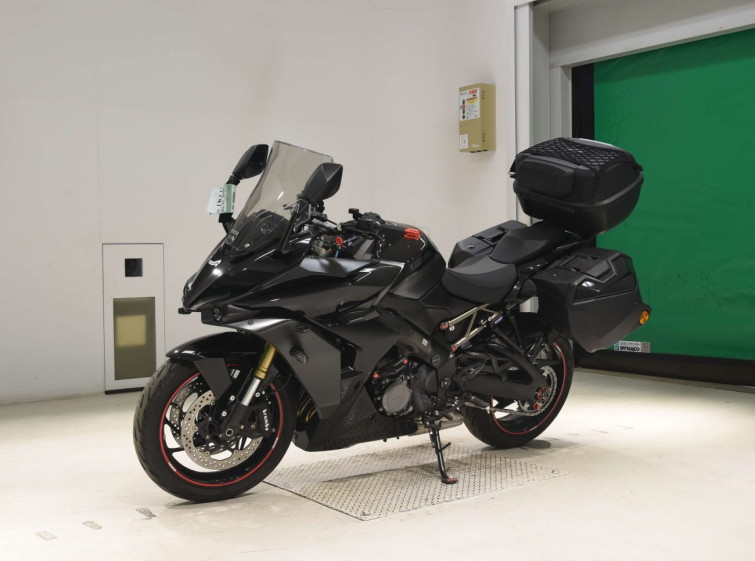 Мотоцикл Suzuki gsx-s1000 gt с пробегом 15810 km