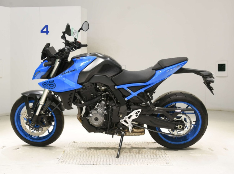 Мотоцикл Suzuki GSX-8S з пробігом 3161 km