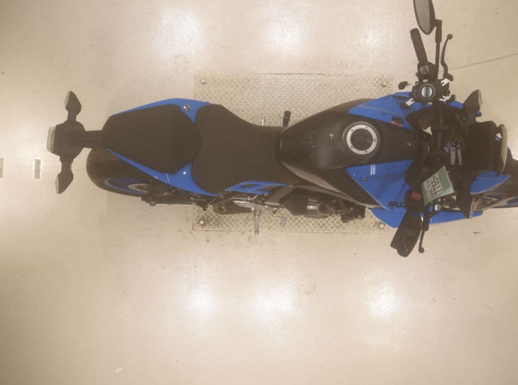 Мотоцикл Suzuki GSX-8S з пробігом 3161 km