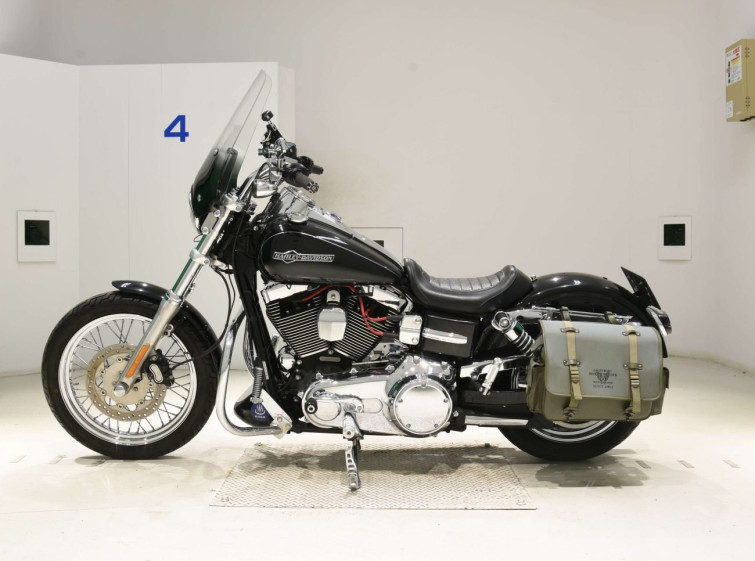 Мотоцикл HD SUPER GLIDE FXDC1580 з пробігом 10916 km