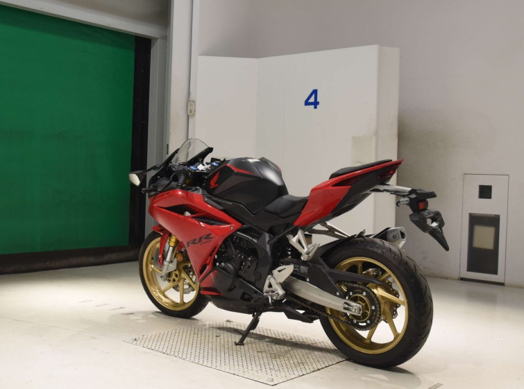 Мотоцикл Honda CBR250RRA з пробігом 985 km