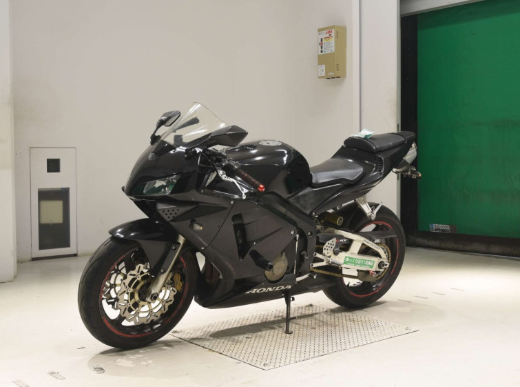 Мотоцикл Honda CBR600RR с пробегом 67100 km