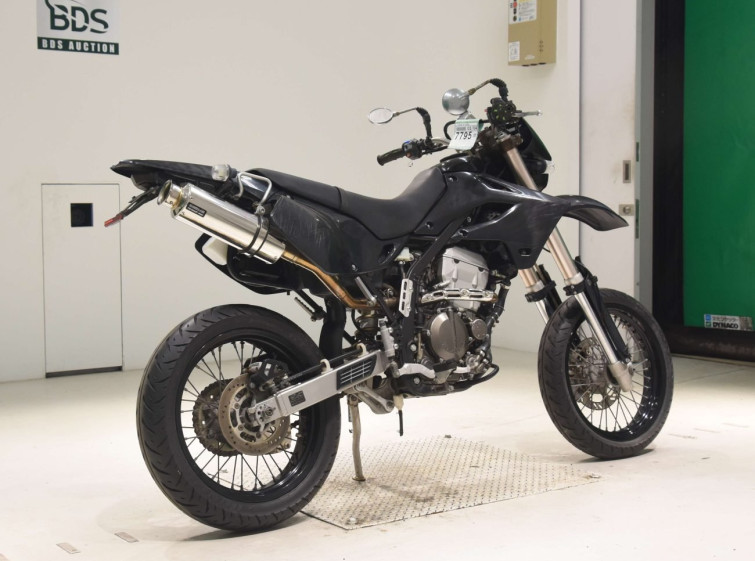 Мотоцикл Kawasaki D-TRACKER250 з пробігом 16108 km