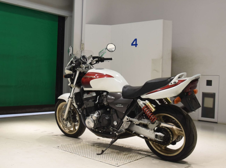 Мотоцикл Honda CB1300SF с пробегом 79614 km