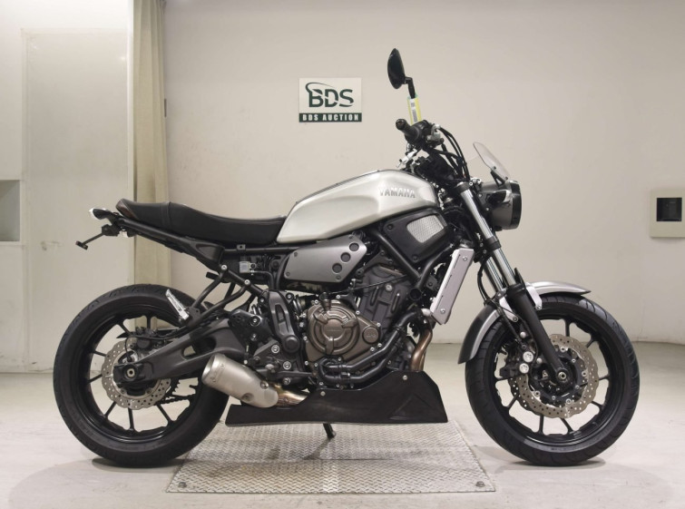 Мотоцикл Yamaha XSR700 с пробегом 13916 km