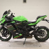 Мотоцикл Kawasaki NINJA ZX-25R KRT з пробігом 7047 km