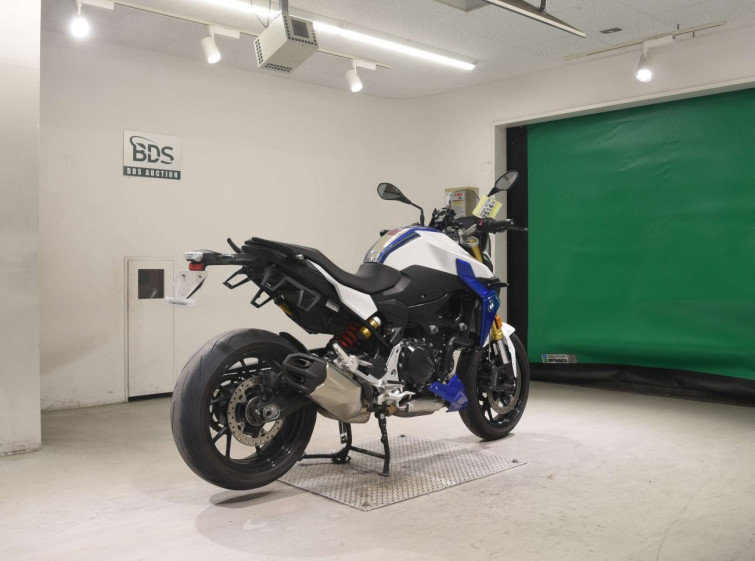 Мотоцикл BMW F900R з пробігом 11104 km