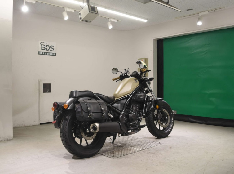 Мотоцикл Honda REBEL CMX250 з пробігом 8263 km