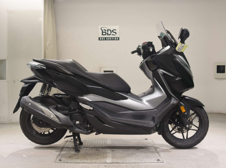Мотоцикл Honda FORZA с пробегом 27788 km