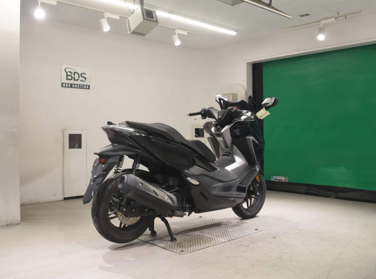 Мотоцикл Honda FORZA с пробегом 27788 km