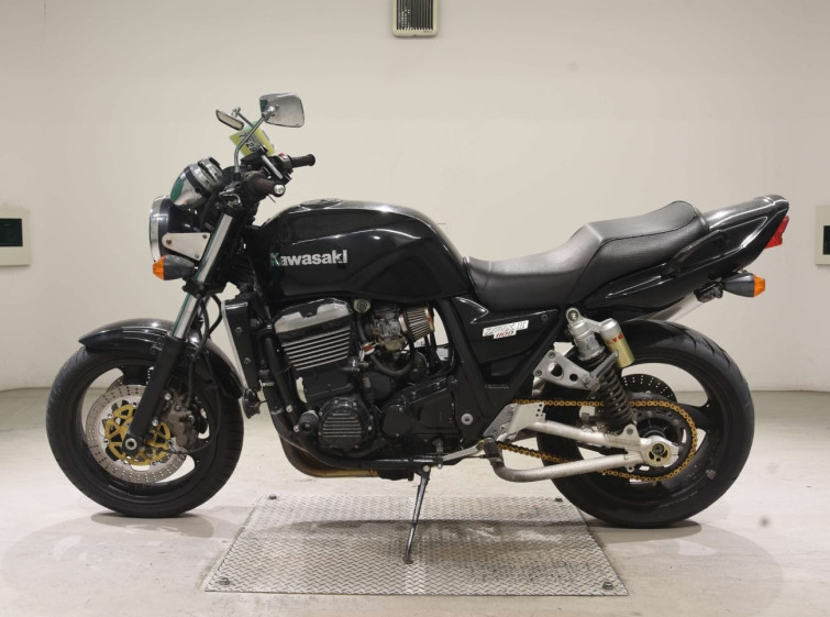Мотоцикл Kawasaki ZRX1100 с пробегом 28618 km