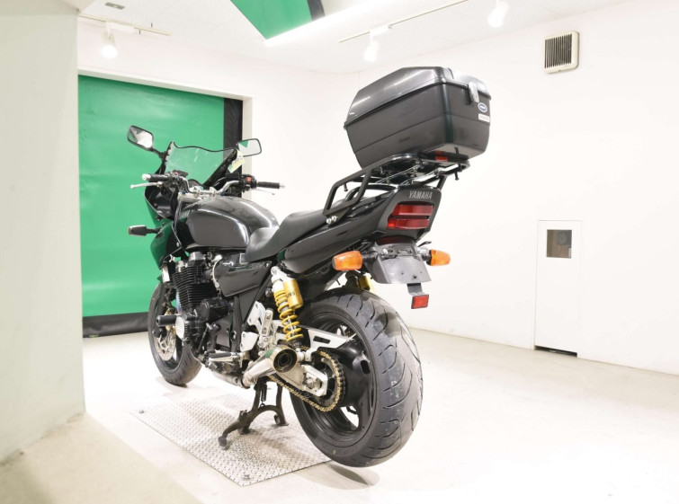 Мотоцикл Yamaha XJR1200R з пробігом 31668 km