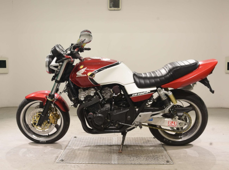 Мотоцикл Honda CB400SFV з пробігом 15100 km