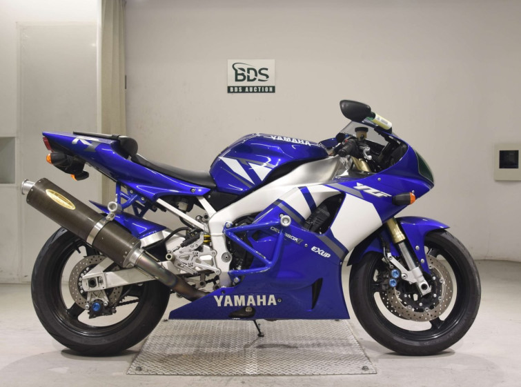 Мотоцикл Yamaha YZF-R1 з пробігом 30373 km