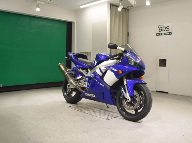 Мотоцикл Yamaha YZF-R1 з пробігом 30373 km