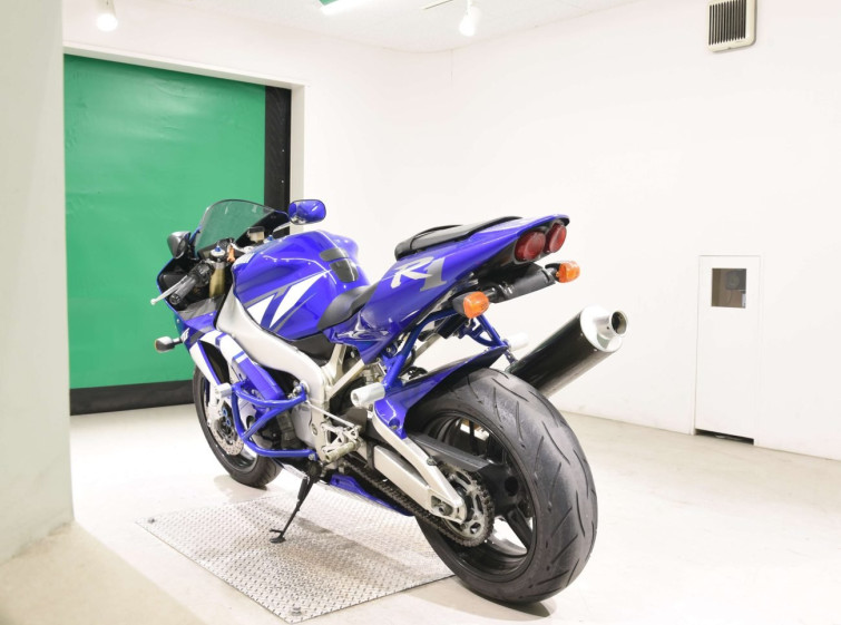 Мотоцикл Yamaha YZF-R1 з пробігом 30373 km