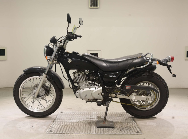 Мотоцикл Suzuki VAN VAN 200 с пробегом 24085 km