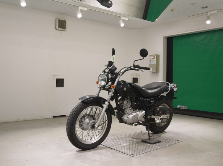 Мотоцикл Suzuki VAN VAN 200 с пробегом 24085 km